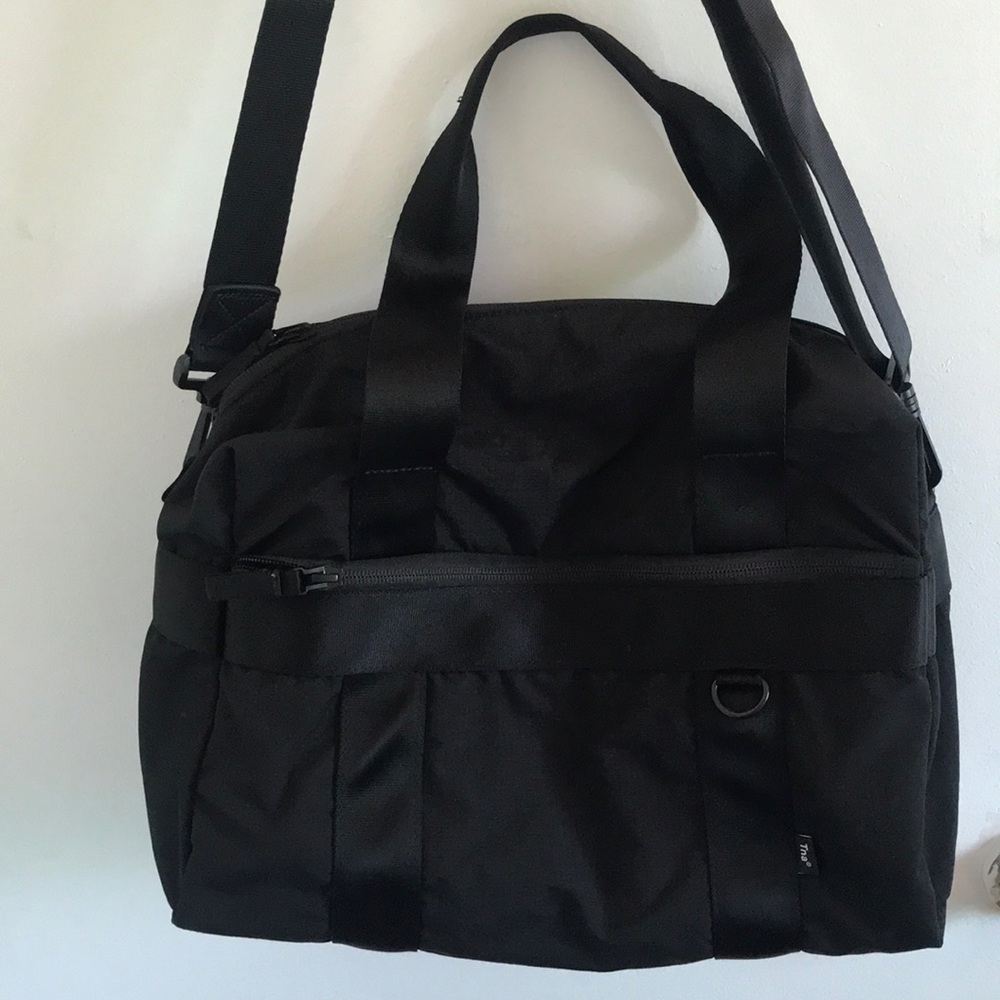 Aritzia bag